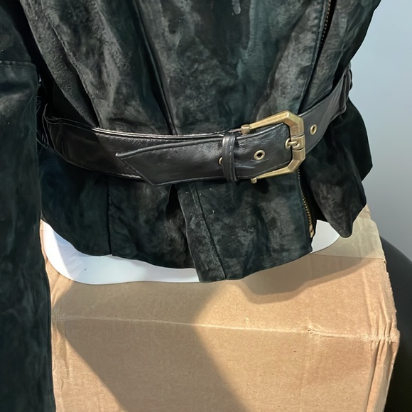 Vintage ladies, motorcycle jacket super cute good condition size small to medium - Picture 2 of 7